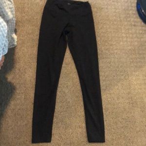 Basic black leggings